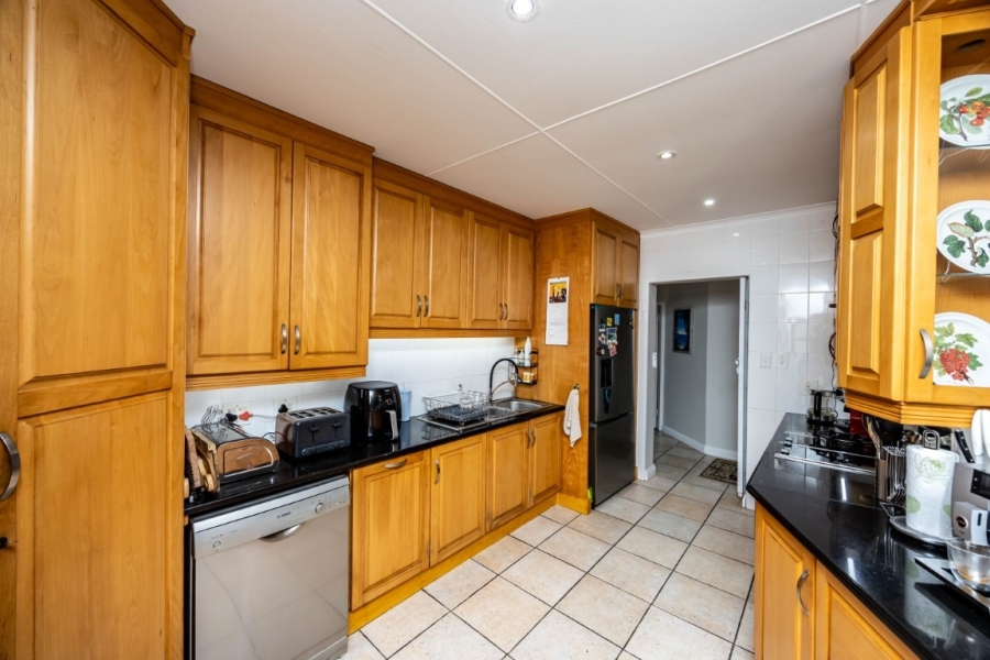 4 Bedroom Property for Sale in Beacon Bay Eastern Cape